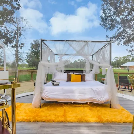 Hotel Bespoke Outdoor Bubbles